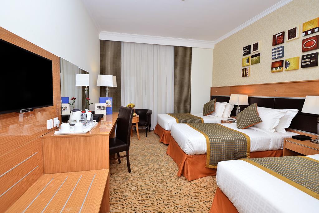 Al Ansar Golden Tulip Hotel